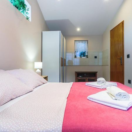 ורסאר Apartman Lena מראה חיצוני תמונה